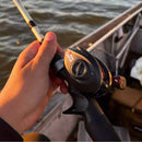 Carretilha Abu Garcia Black Max3 anti-cabeleira + Óculos